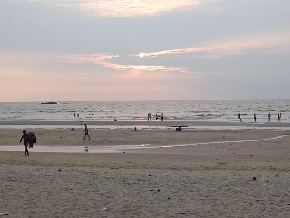 Gundappa Cafe Gokarna Kudle Beach Buitenkant foto